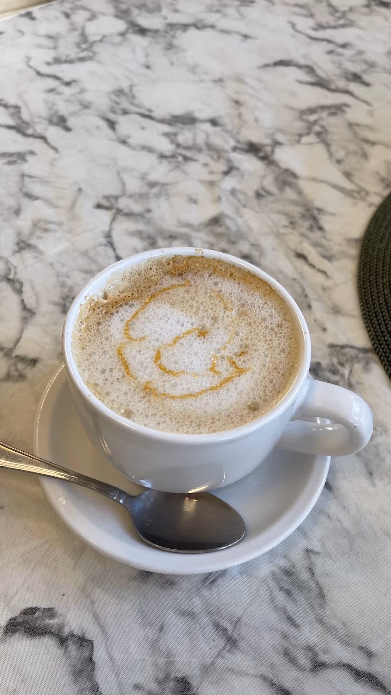 Mon Ami Cafe a European and American Cafe Experience photo 4