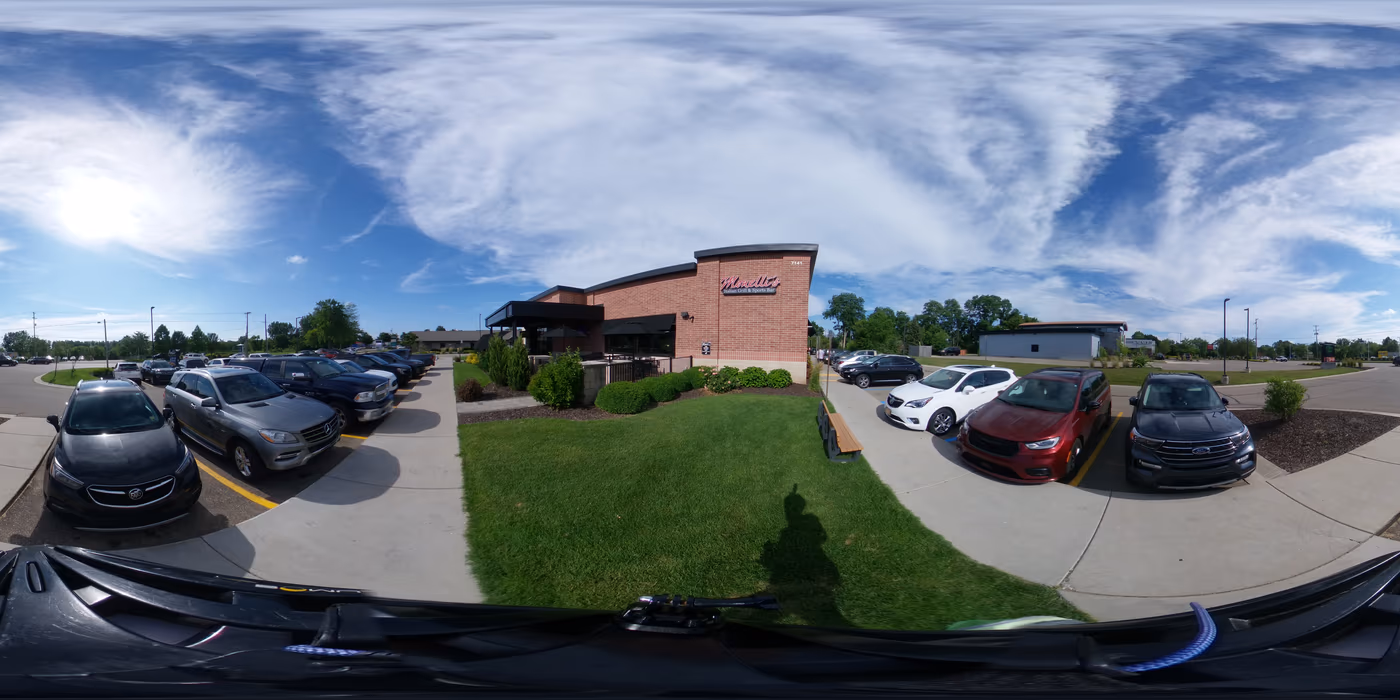 Monelli's Italian Grill & Sports Bar photo 2
