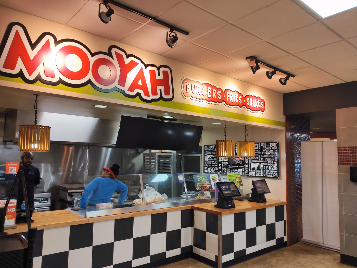 MOOYAH Burgers, Fries & Shakes