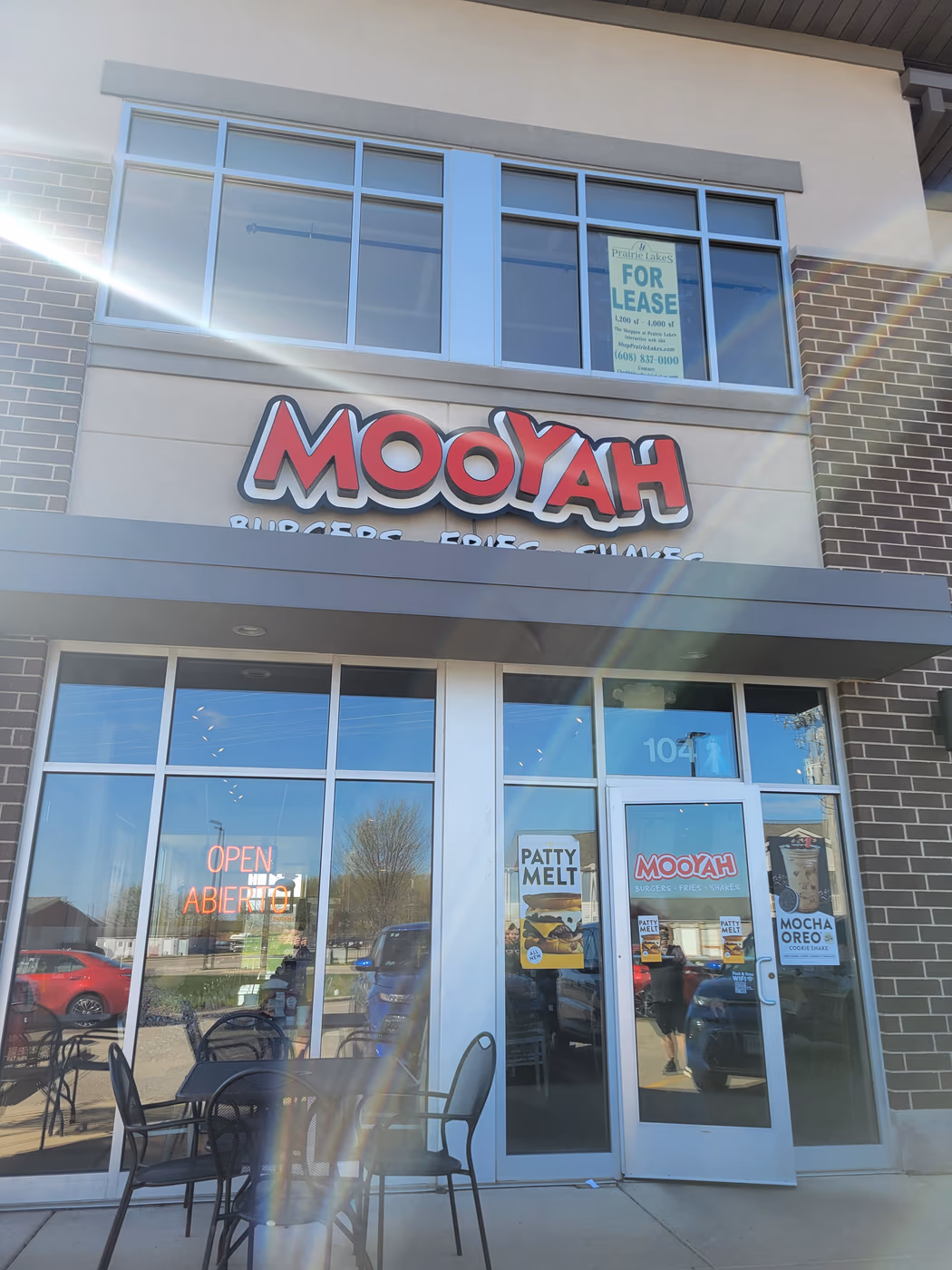 MOOYAH Burgers, Fries & Shakes