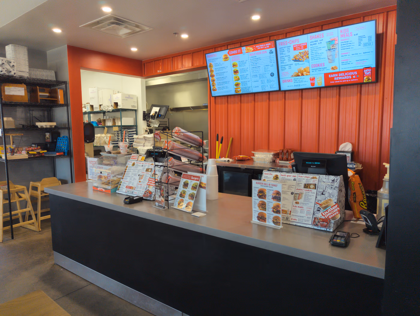 MOOYAH Burgers, Fries & Shakes