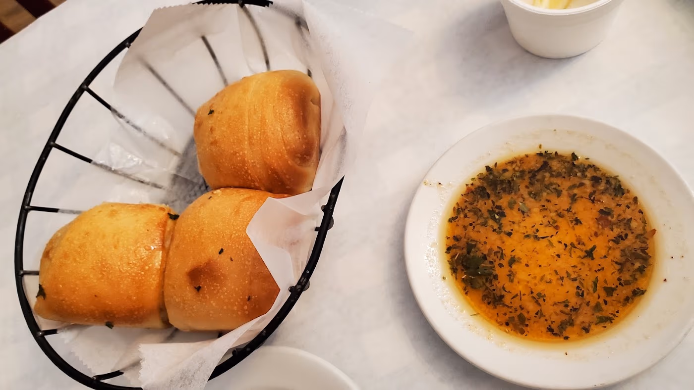 Morina's Italian Restaurant photo 3
