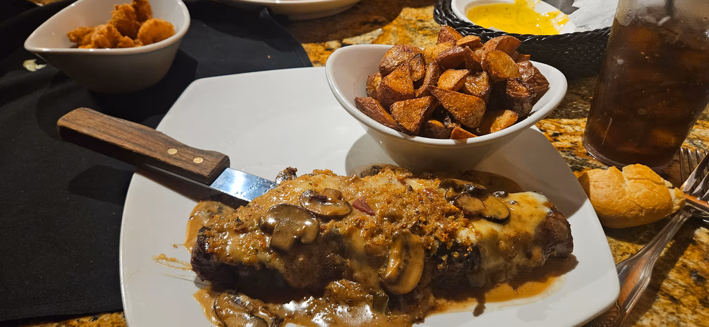 Moustos Pasta & Grill photo 4