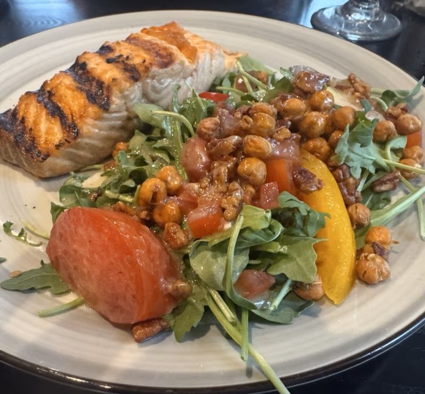 Mr D's Restaurant & Bar