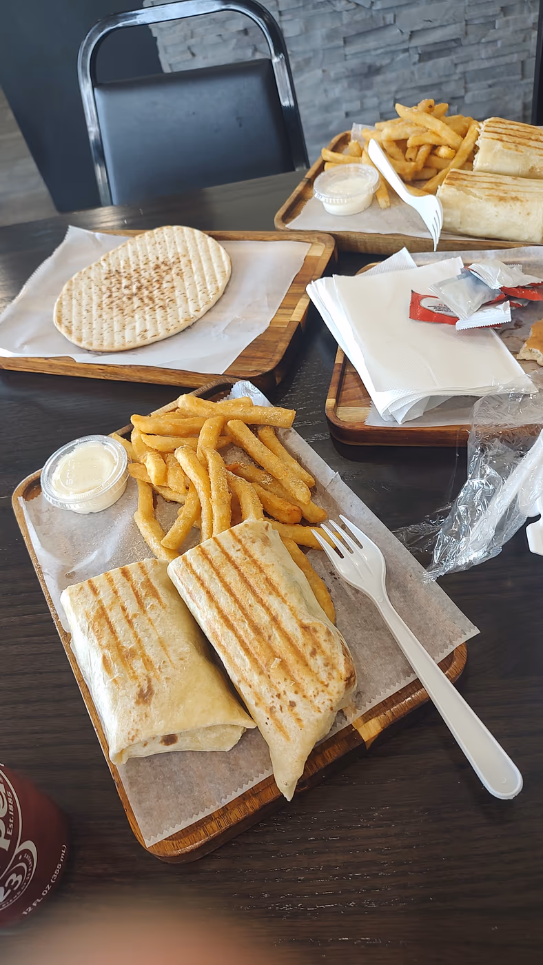 Mr. Shawarma Grill photo 3