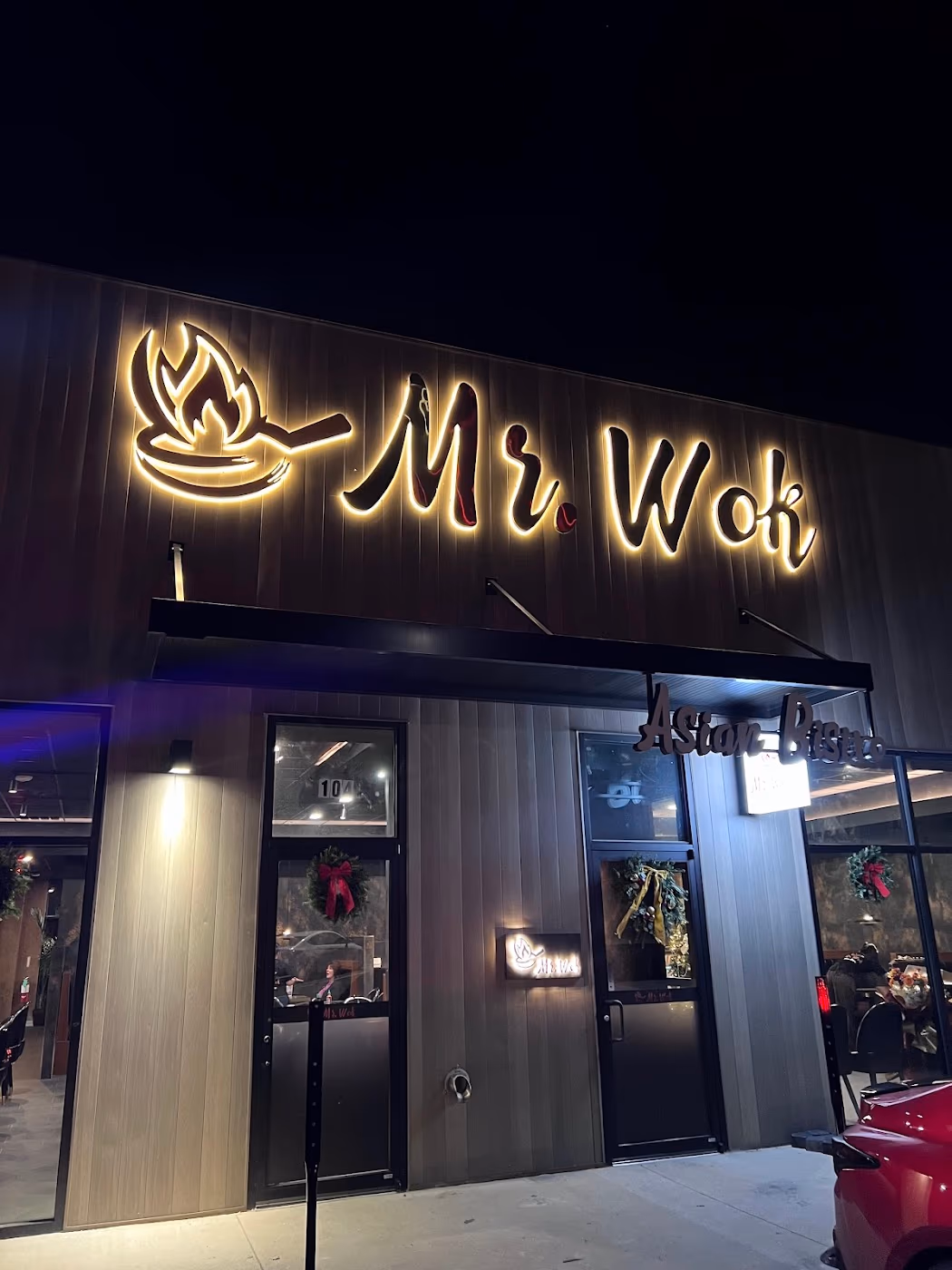 Mr. Wok Asian Bistro photo 3