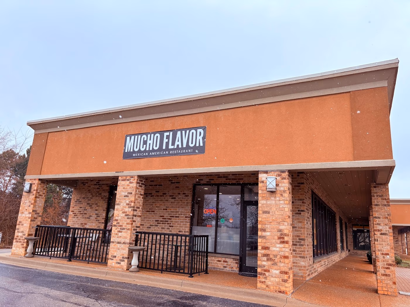 Mucho Flavor Casual Dining photo 3