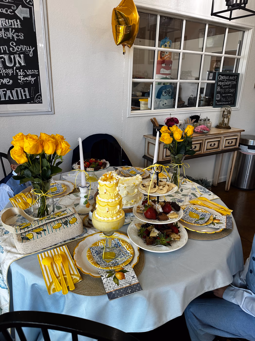 Mug's Café & Bakery photo 2