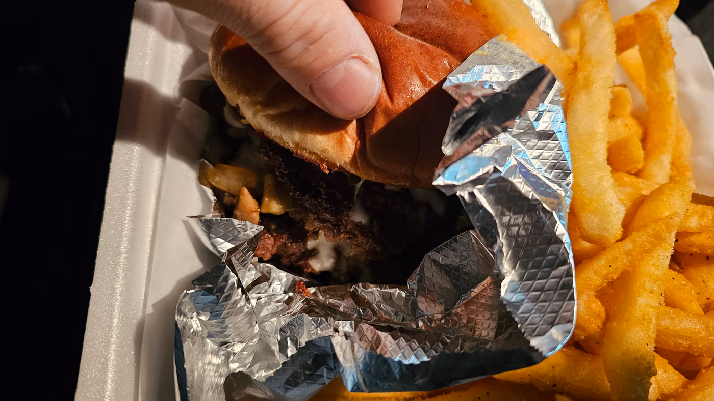 Munchies Seafood & Grill photo 3