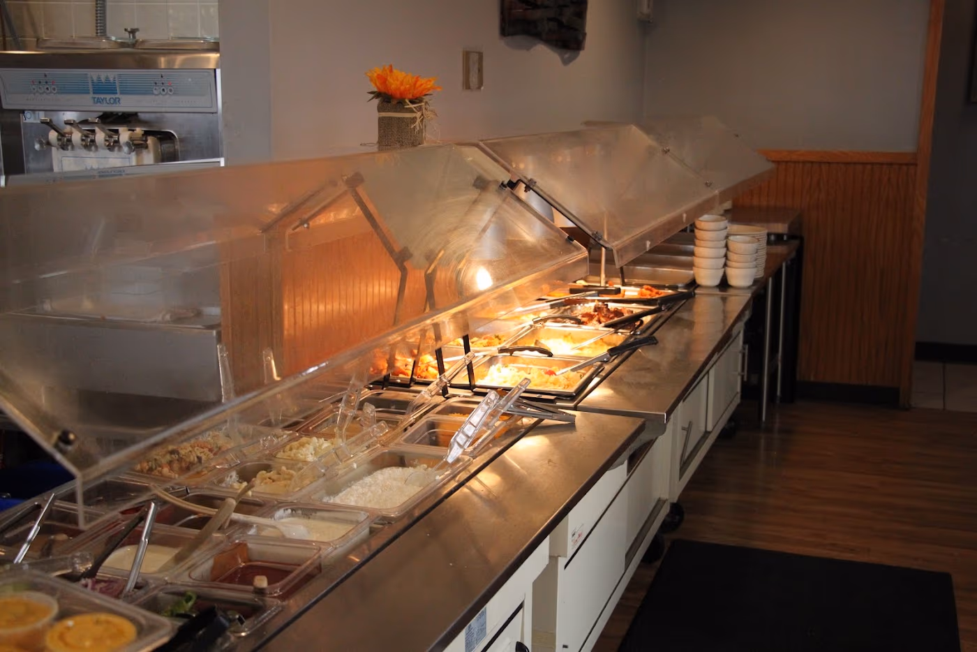 Muscatine Family Restaurant photo 3