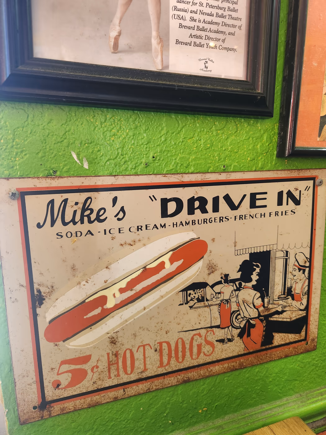 Mustard's Famous Hot Dogs photo 4