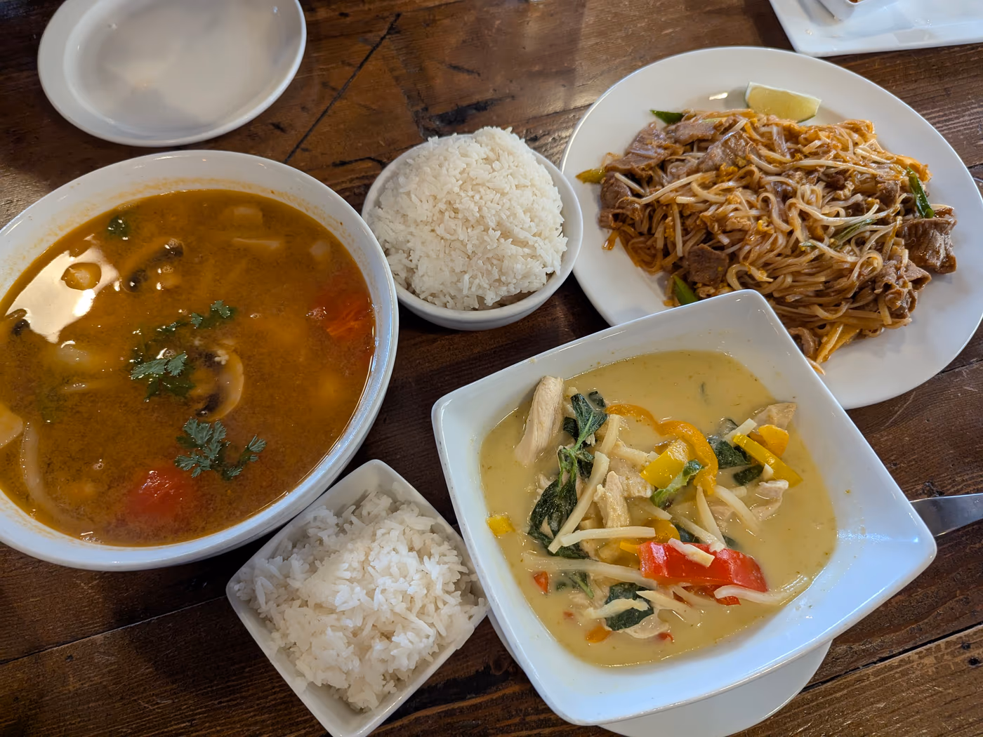 myThai Downtown Restaurant photo 2