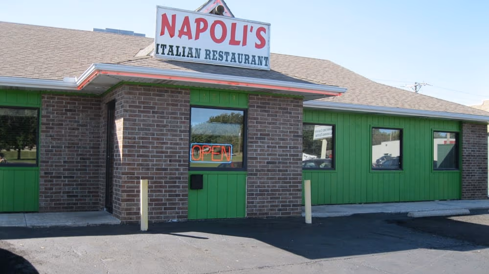 Napoli's Italian Restaurant photo 4
