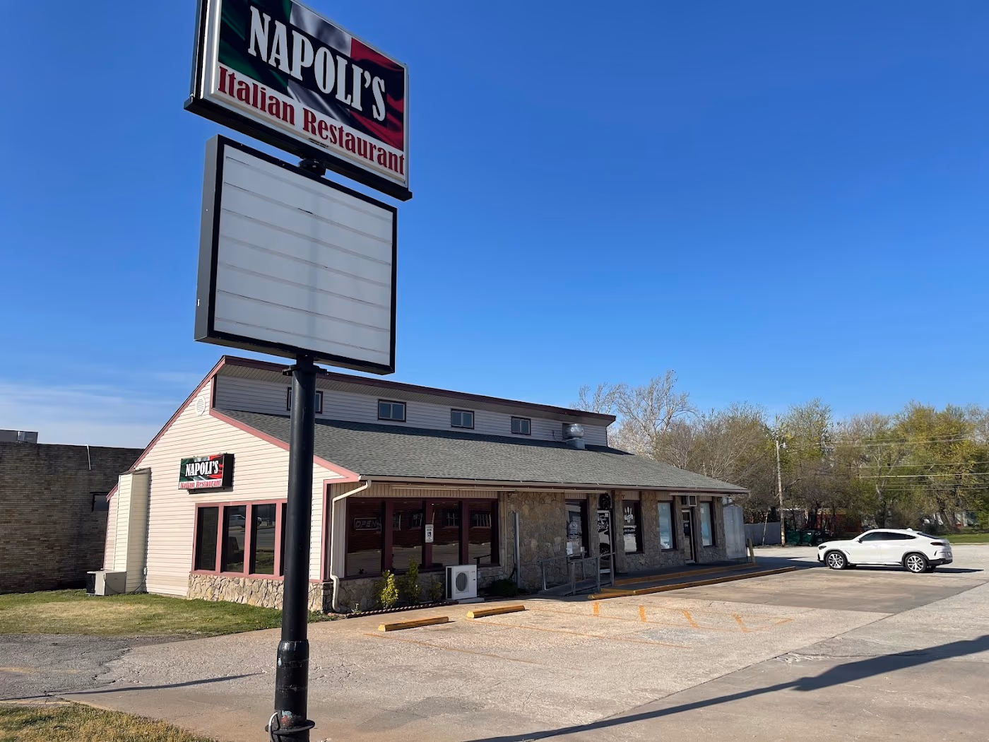 Napoli's Italian Restaurant