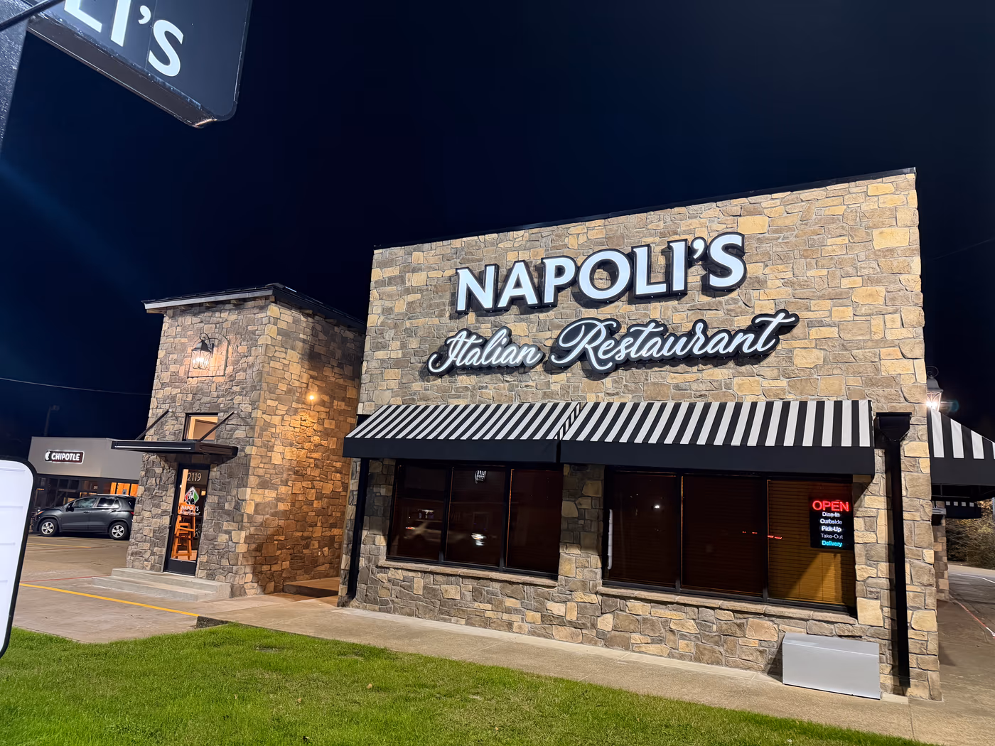 Napolis Italian Restaurant ( Nacogdoches Tx )