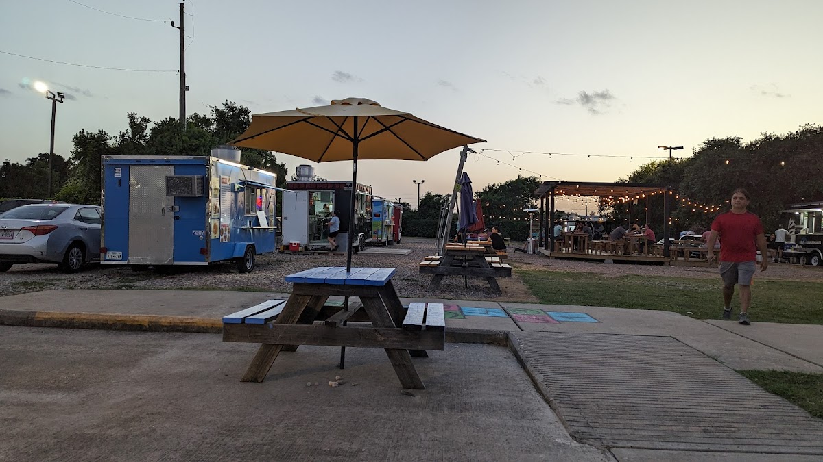 Neetu's Indian Kitchen (Food Truck)