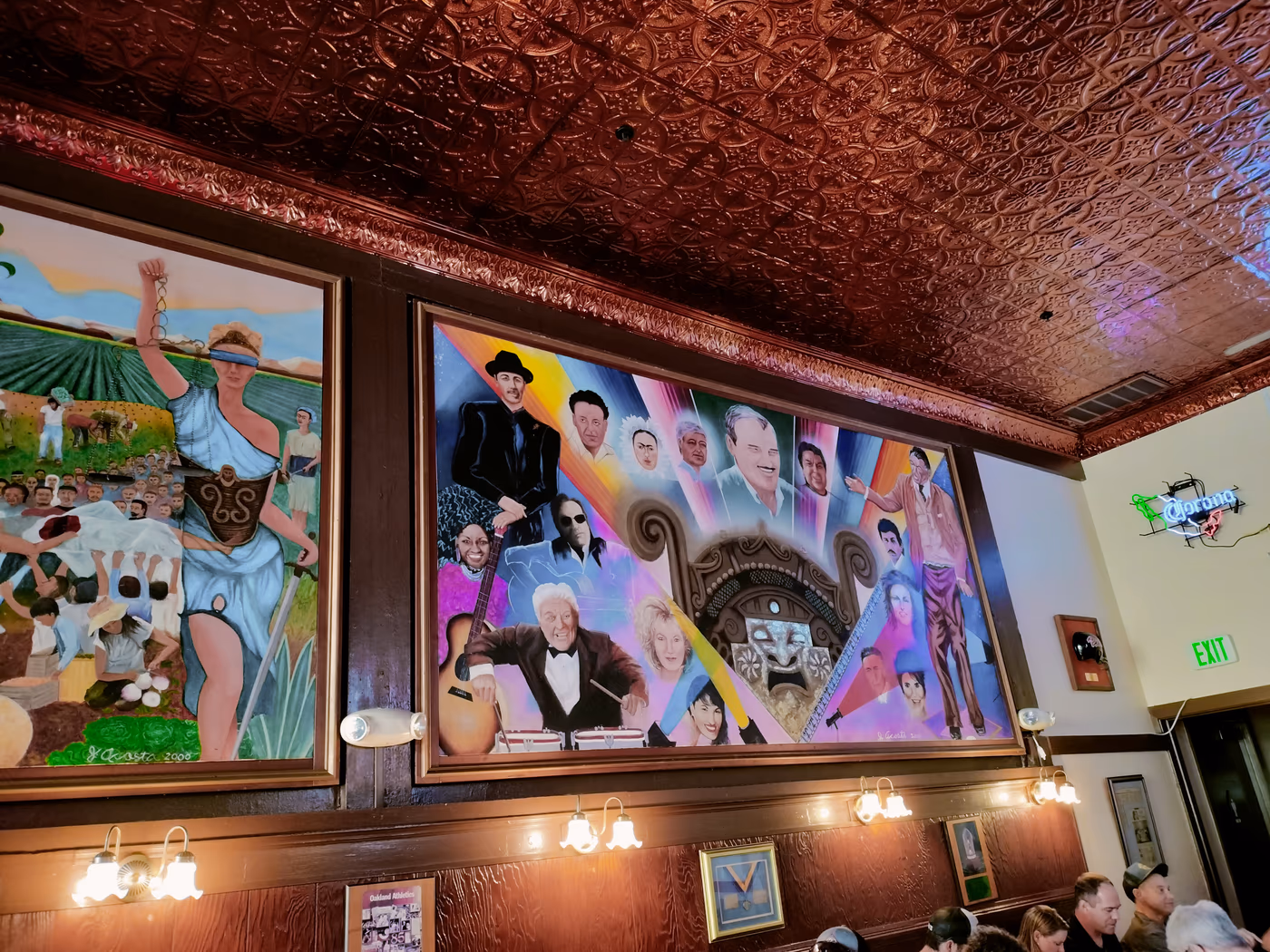 New Mecca Cafe photo 4