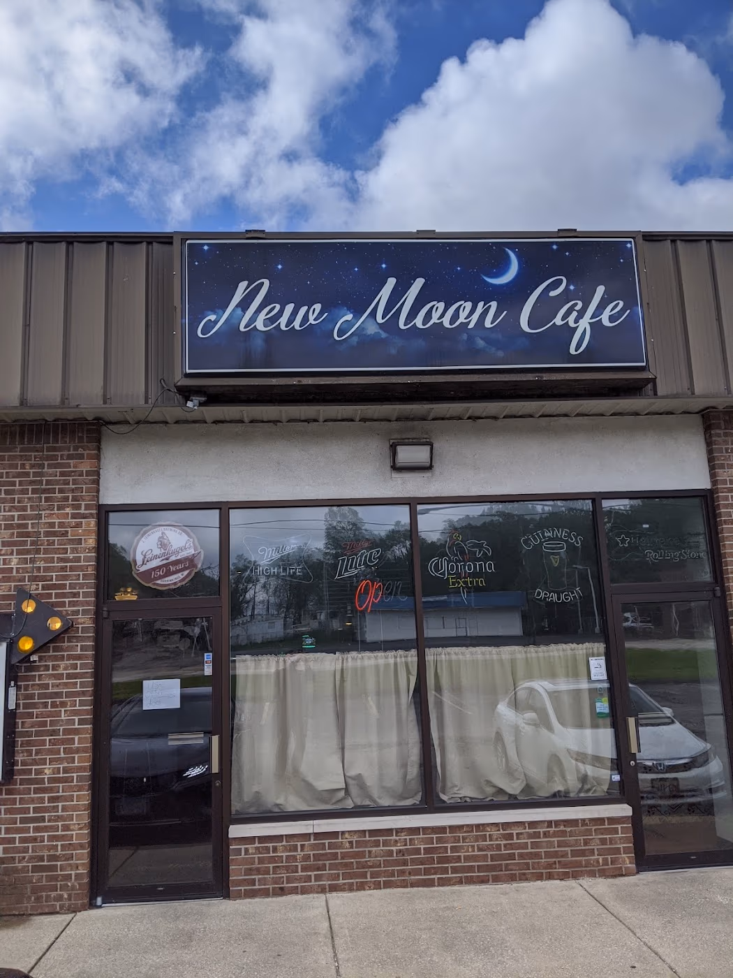 New Moon Cafe photo 3