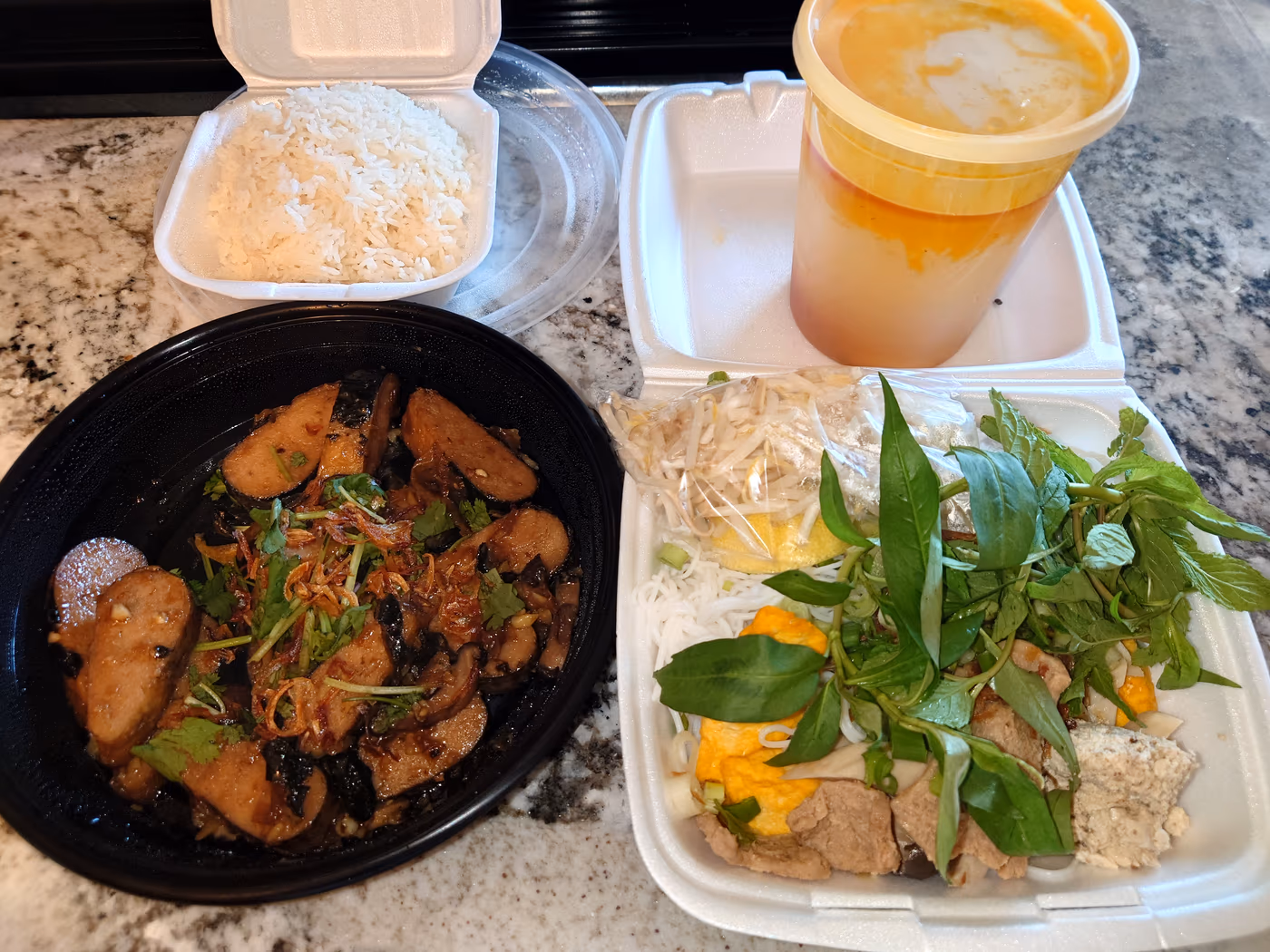 Nhan Duc Hanh Vegetarian Restaurant photo 4