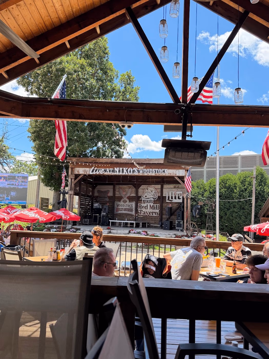 Niko's Red Mill Tavern