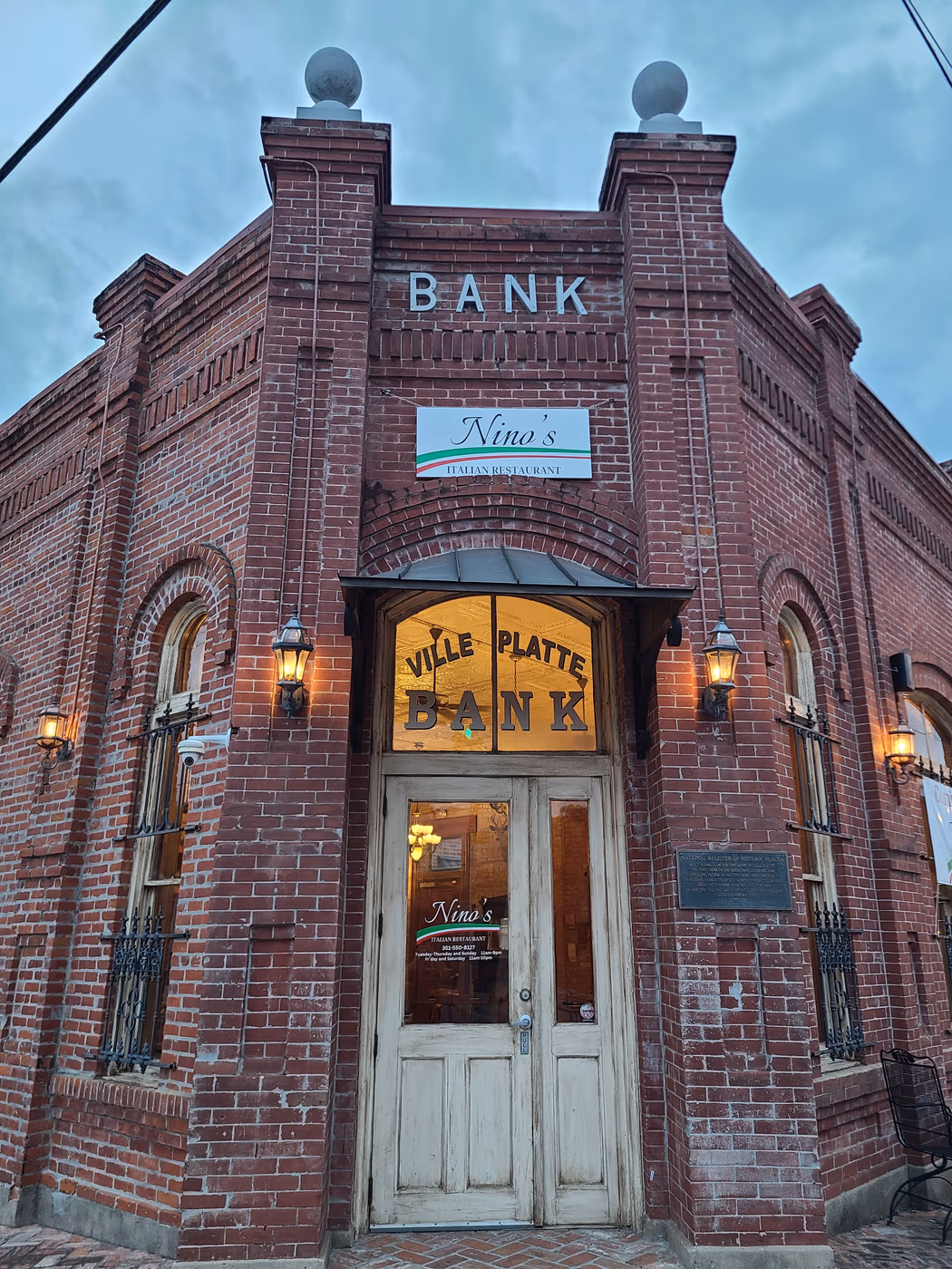 Nino's Italian Restaurant