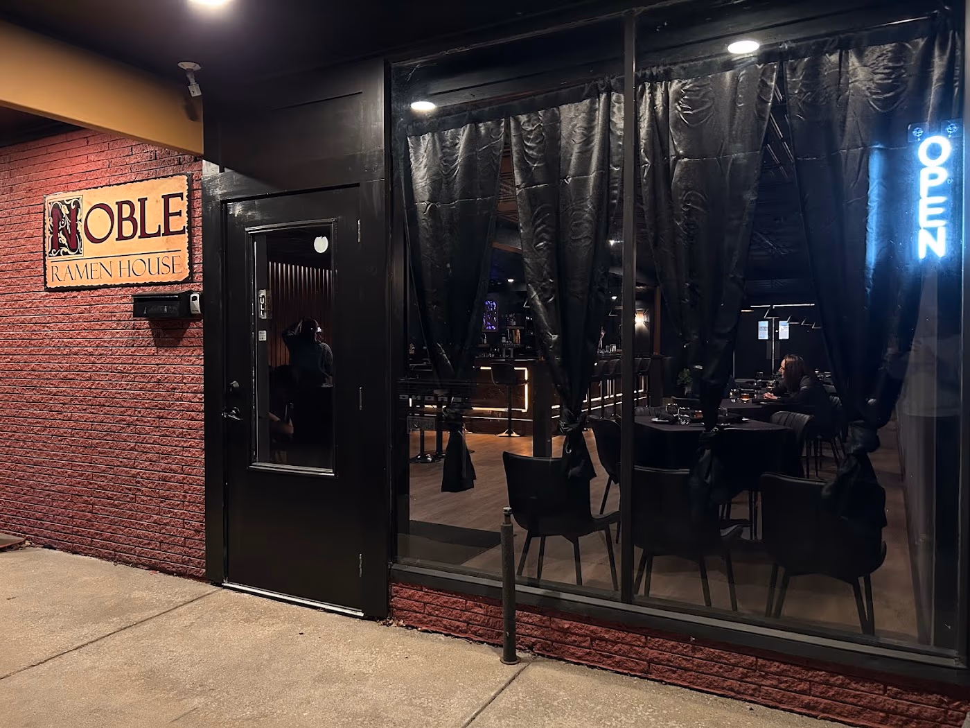 Noble Ramen House