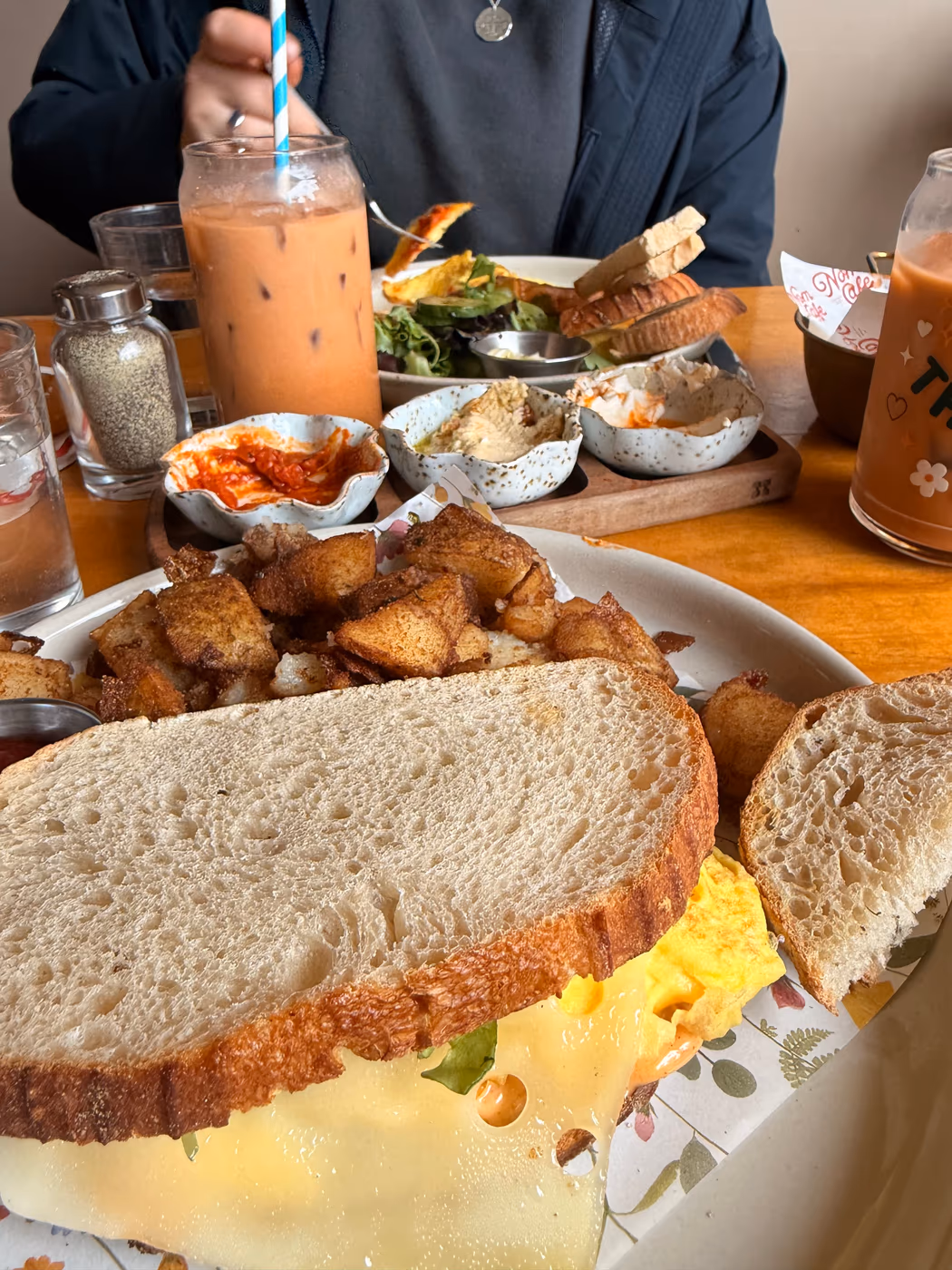 Nom Cafe