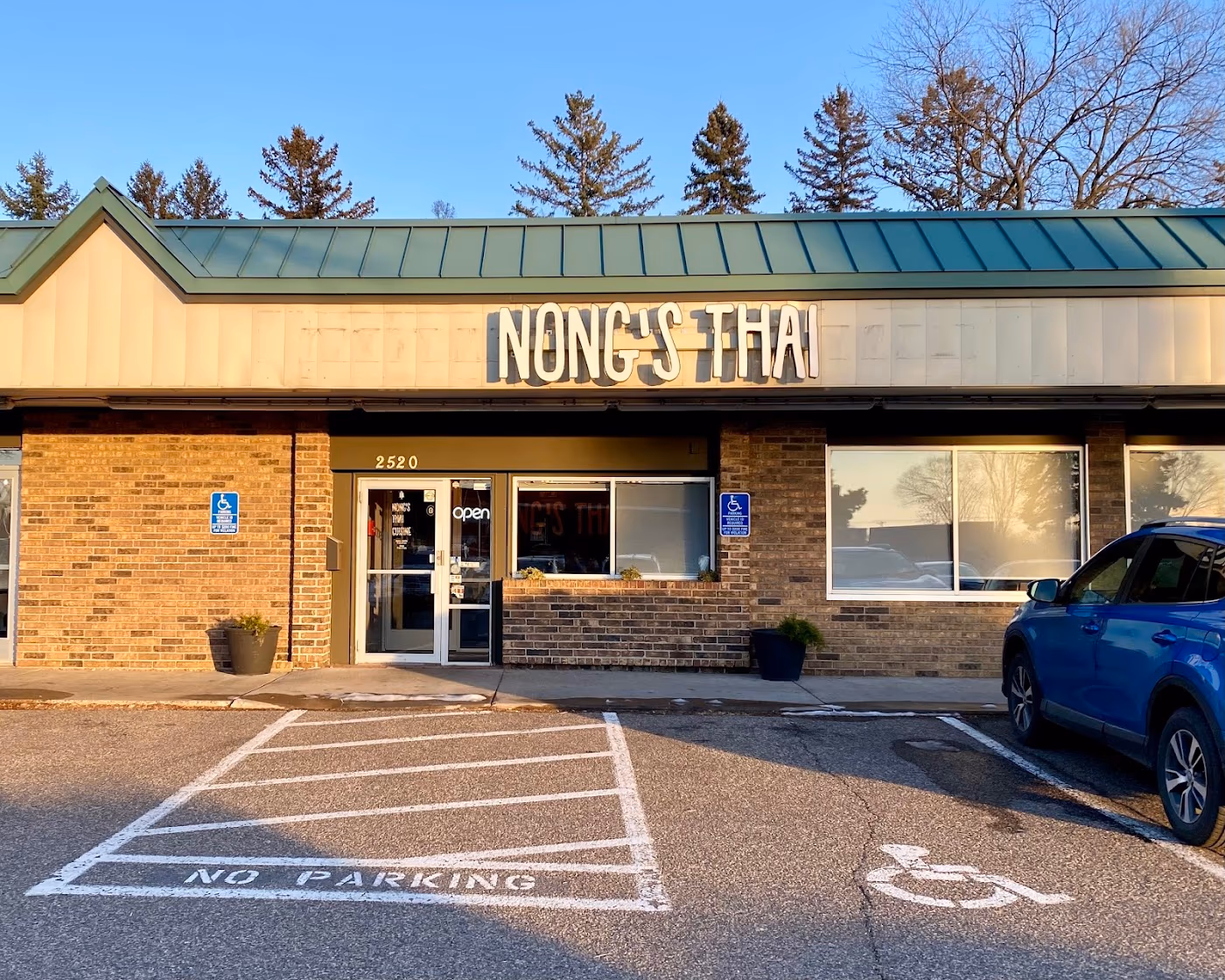 Nong's Thai Cuisine