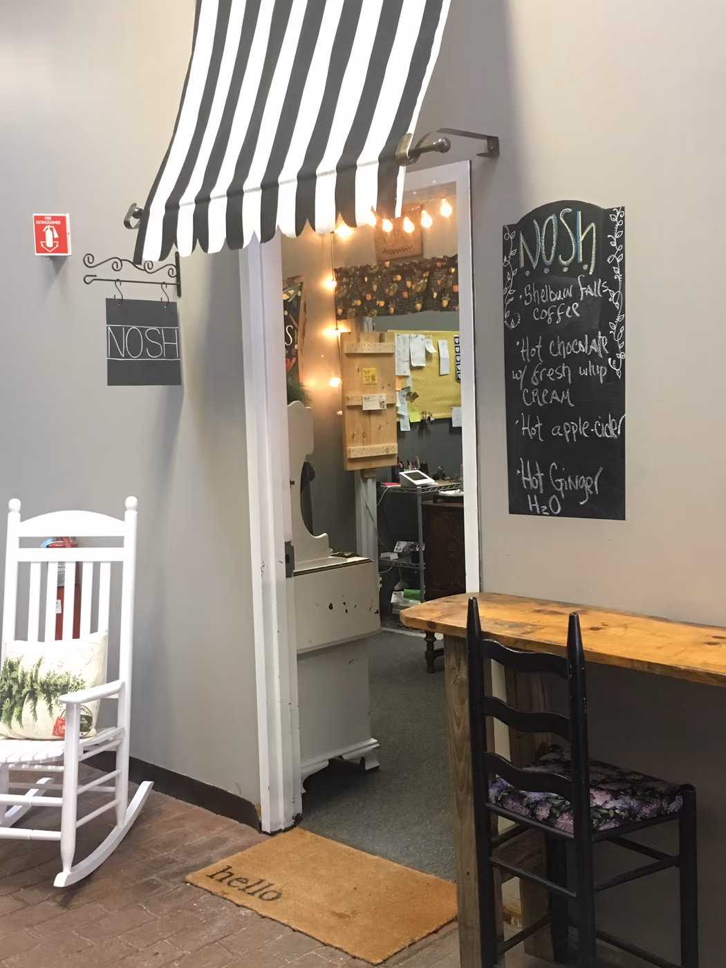 Nosh | Cafè and Restaurant