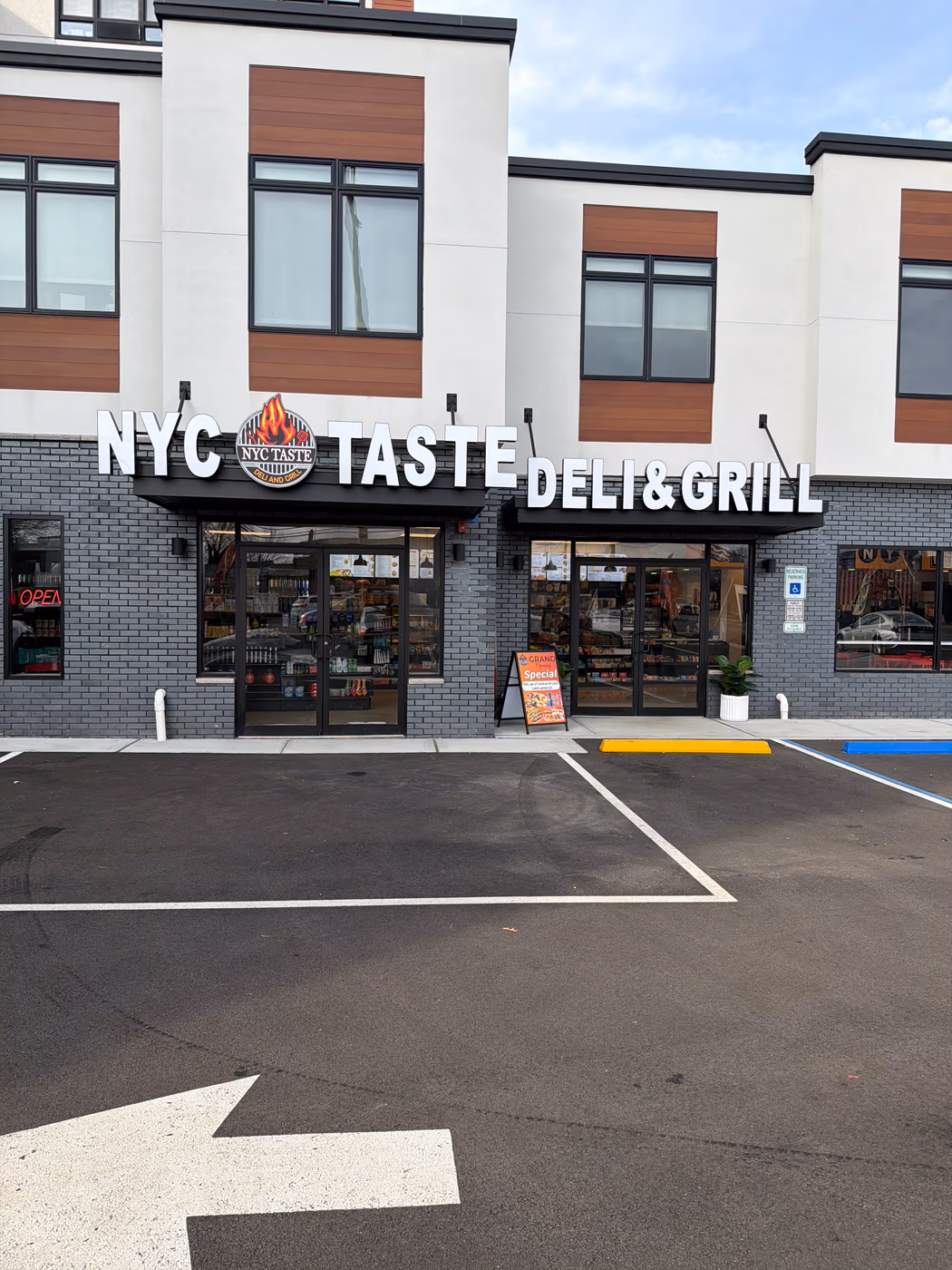 NYC Taste Deli & Grill photo 4