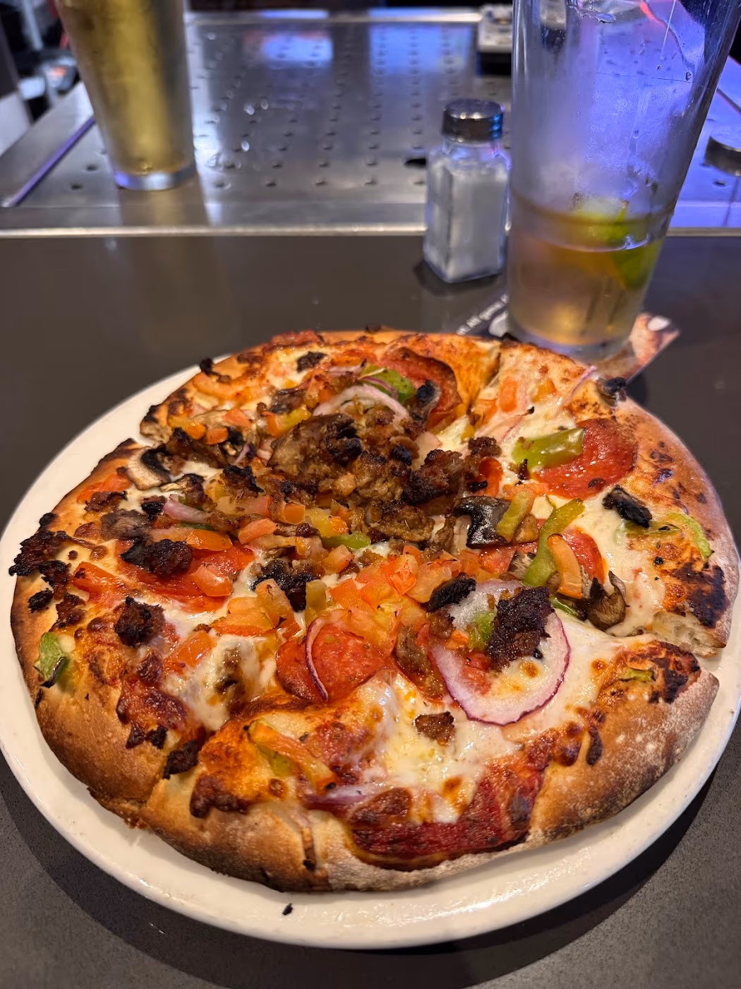 Oggi's Sports Brewhouse Pizza photo 2