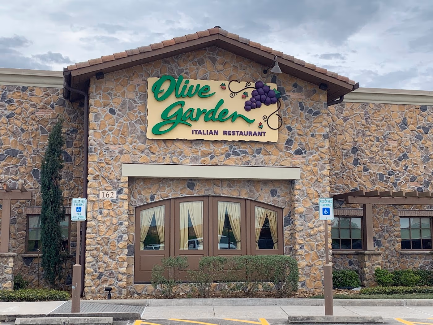 Olive Garden Italian Restaurant photo 2