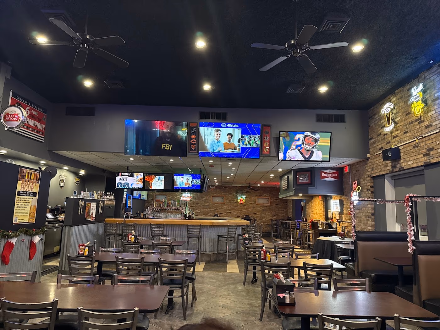 Oliver's Bar & Grill photo 3