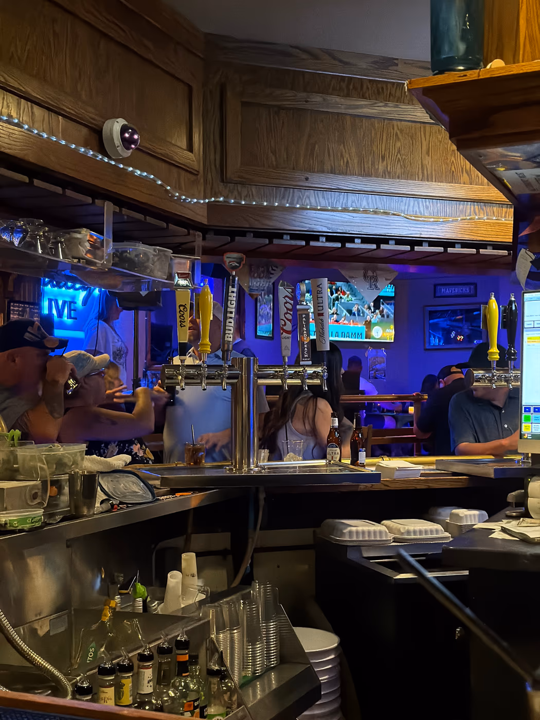 Oliver's Restaurant & Bar photo 2