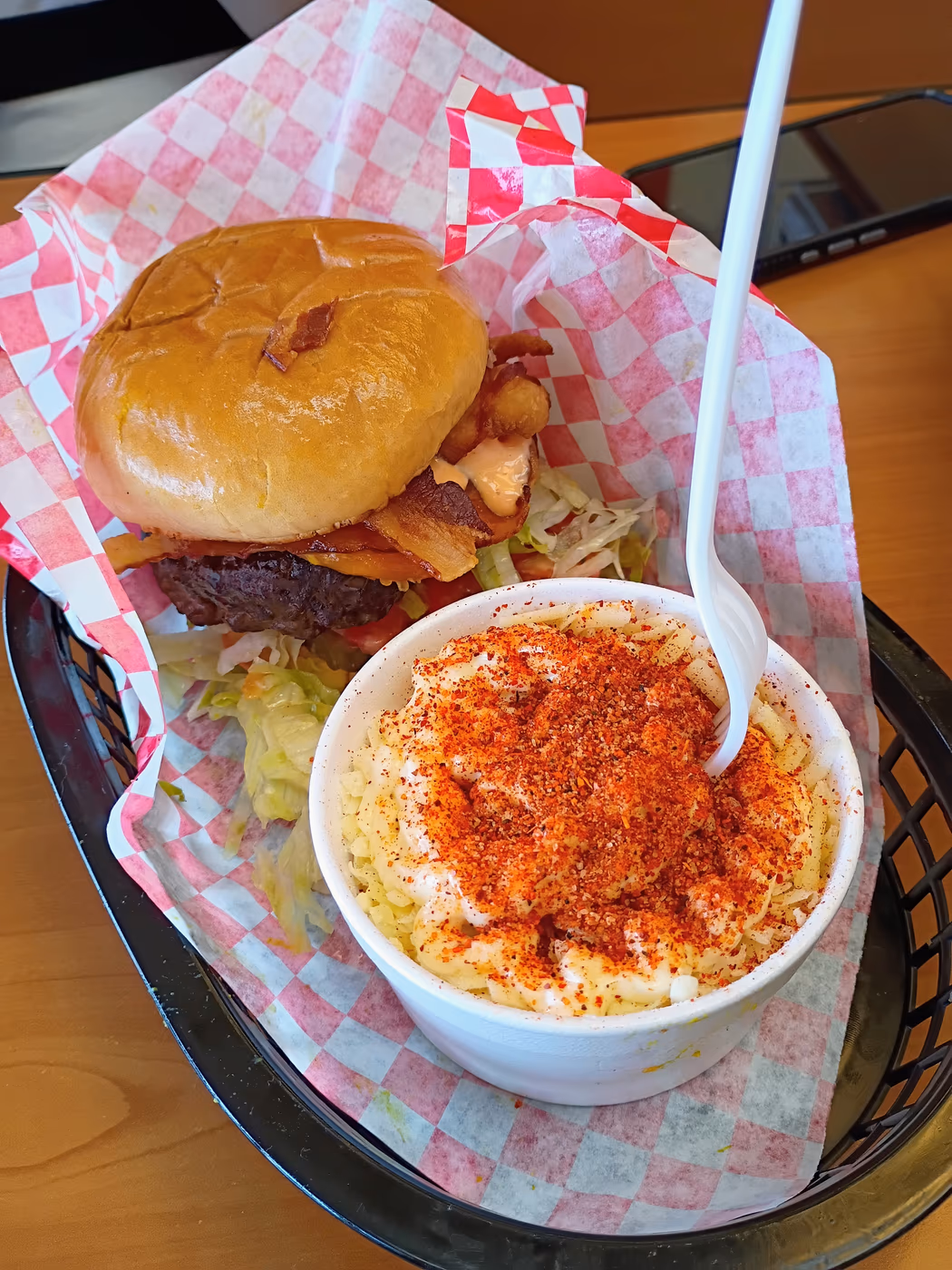 OOEY GOOEY SMOKE BURGER