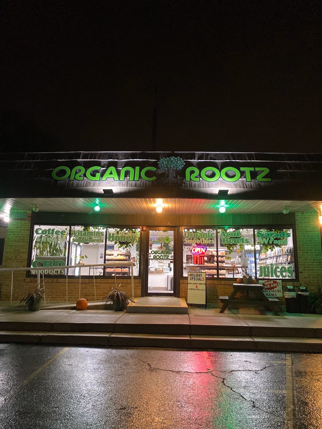 Organic Rootz shop photo 3