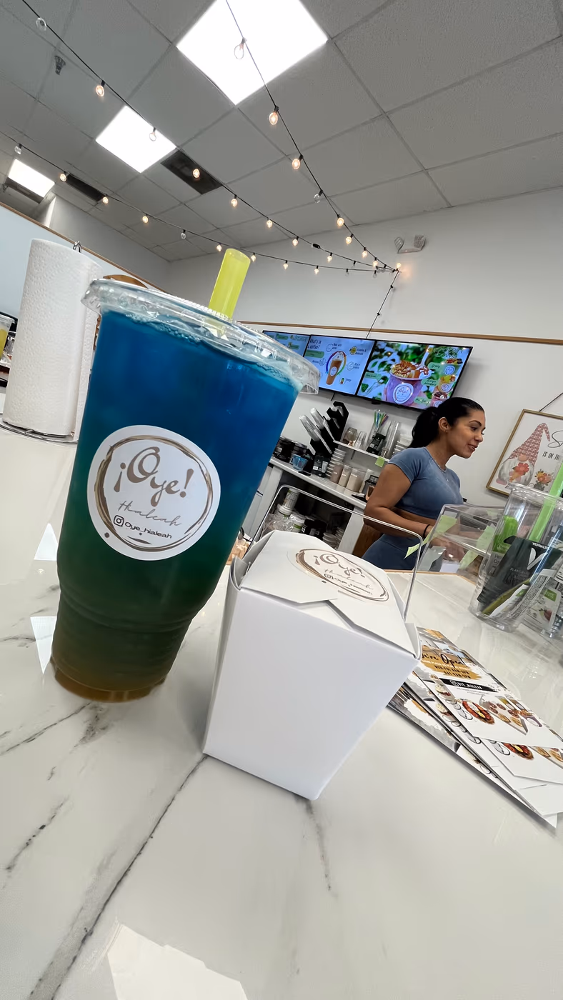 OYE HIALEAH photo 2