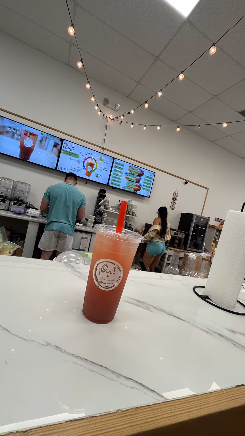 OYE HIALEAH photo 4