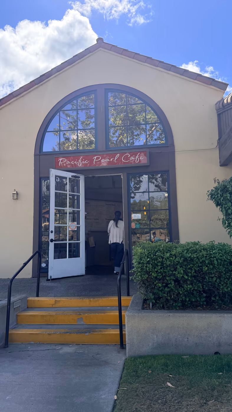 Pacific Pearl Cafe photo 4