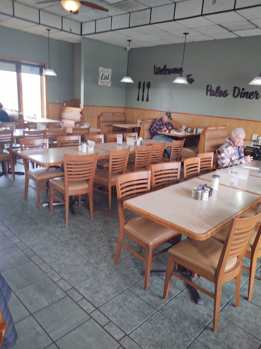 Palos Diner photo 4