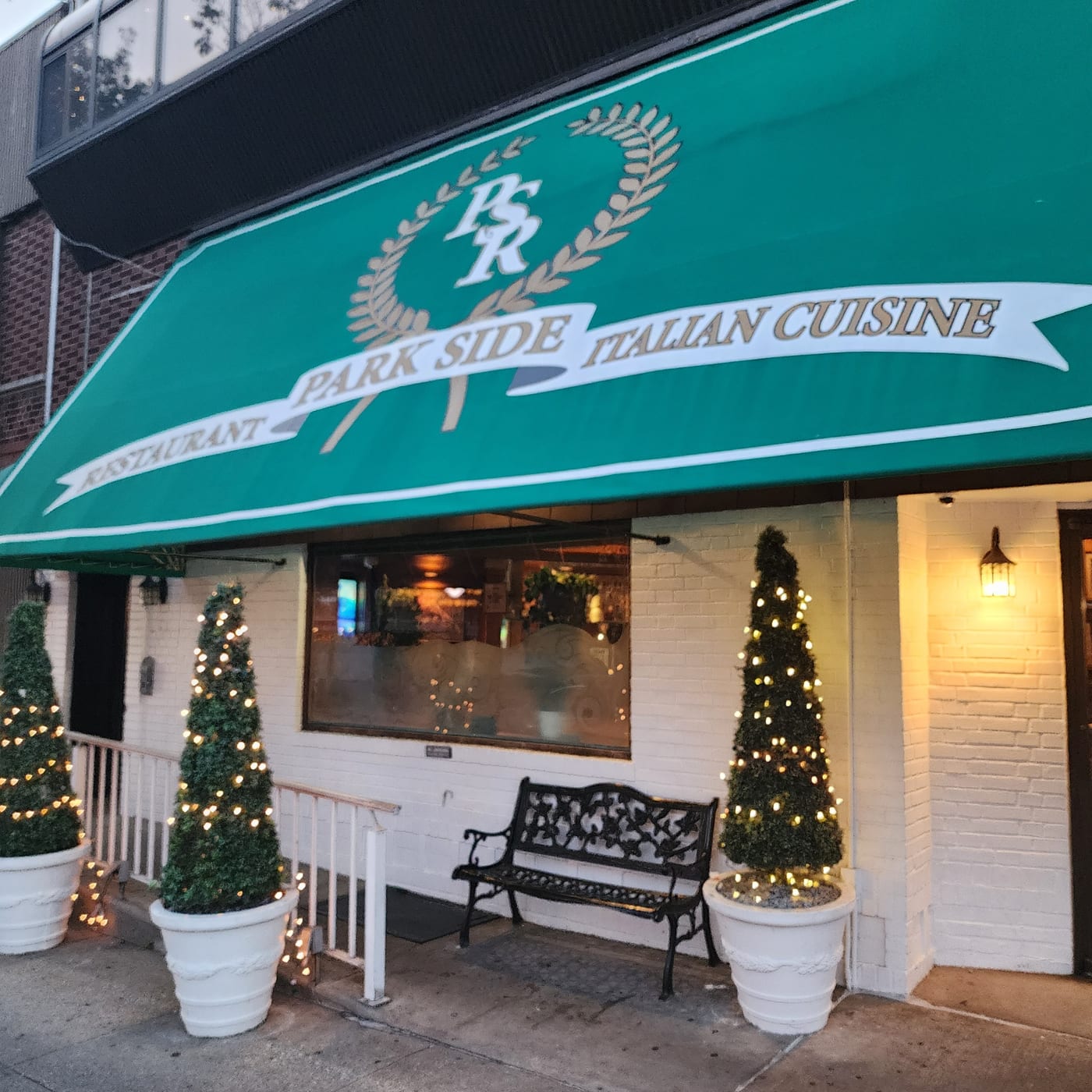 Park Side Restaurant