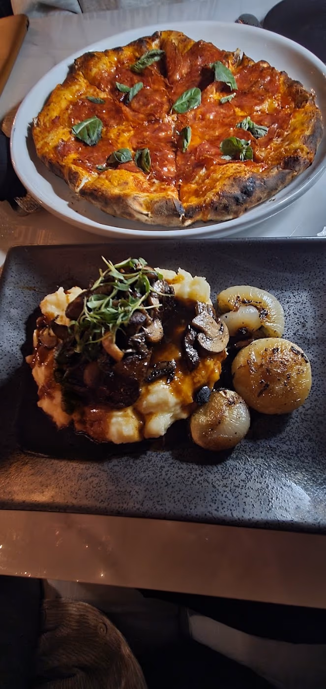Park Social Restaurant & Lounge photo 2