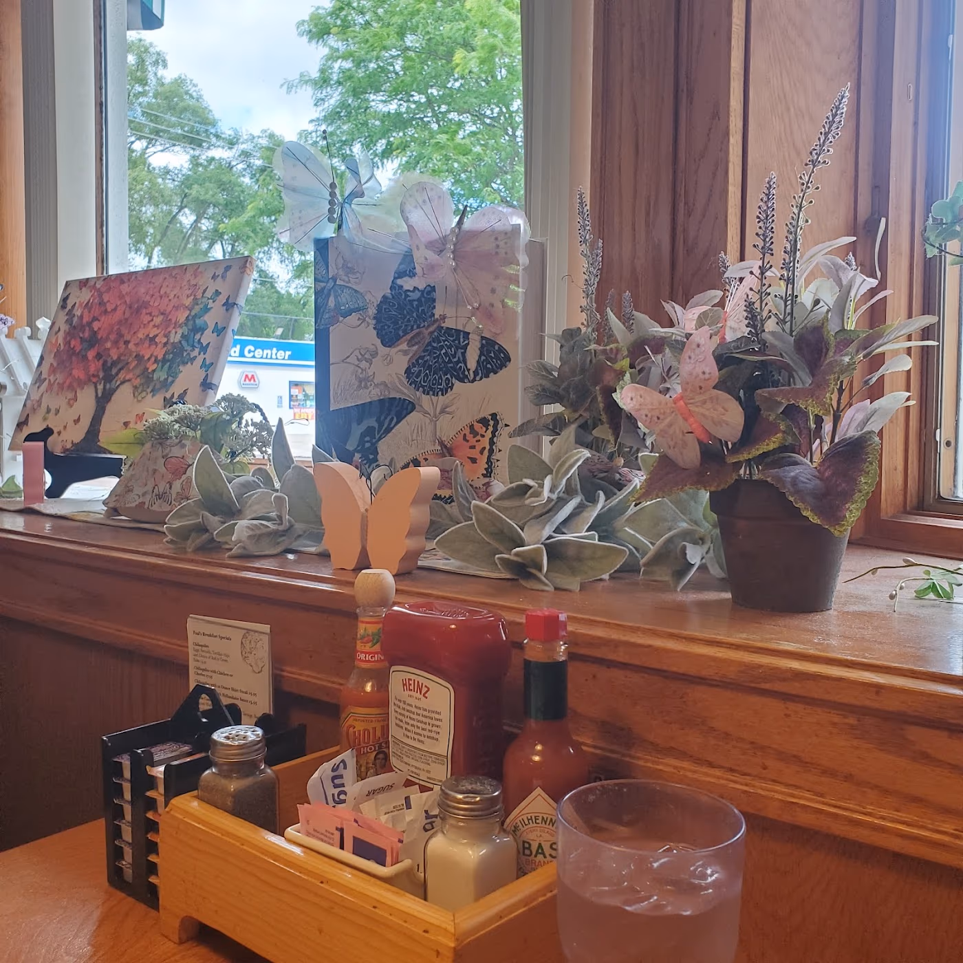 Paul's Family Restaurant photo 3