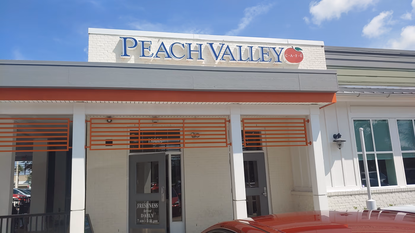 Peach Valley Café photo 2