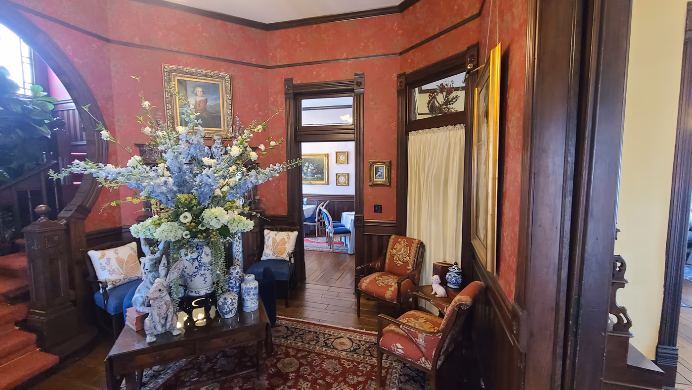 Pemberley's At The Jones House photo 4