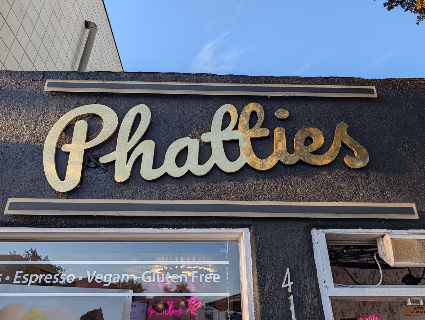 Phatties Bake Shop photo 3