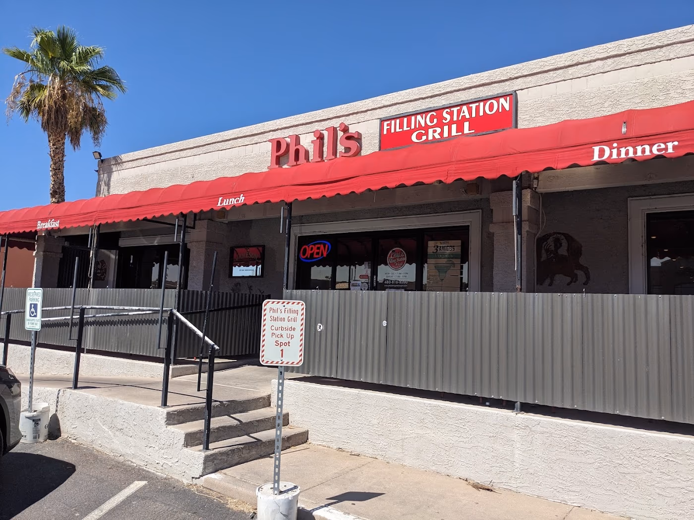 Phil's Filling Station