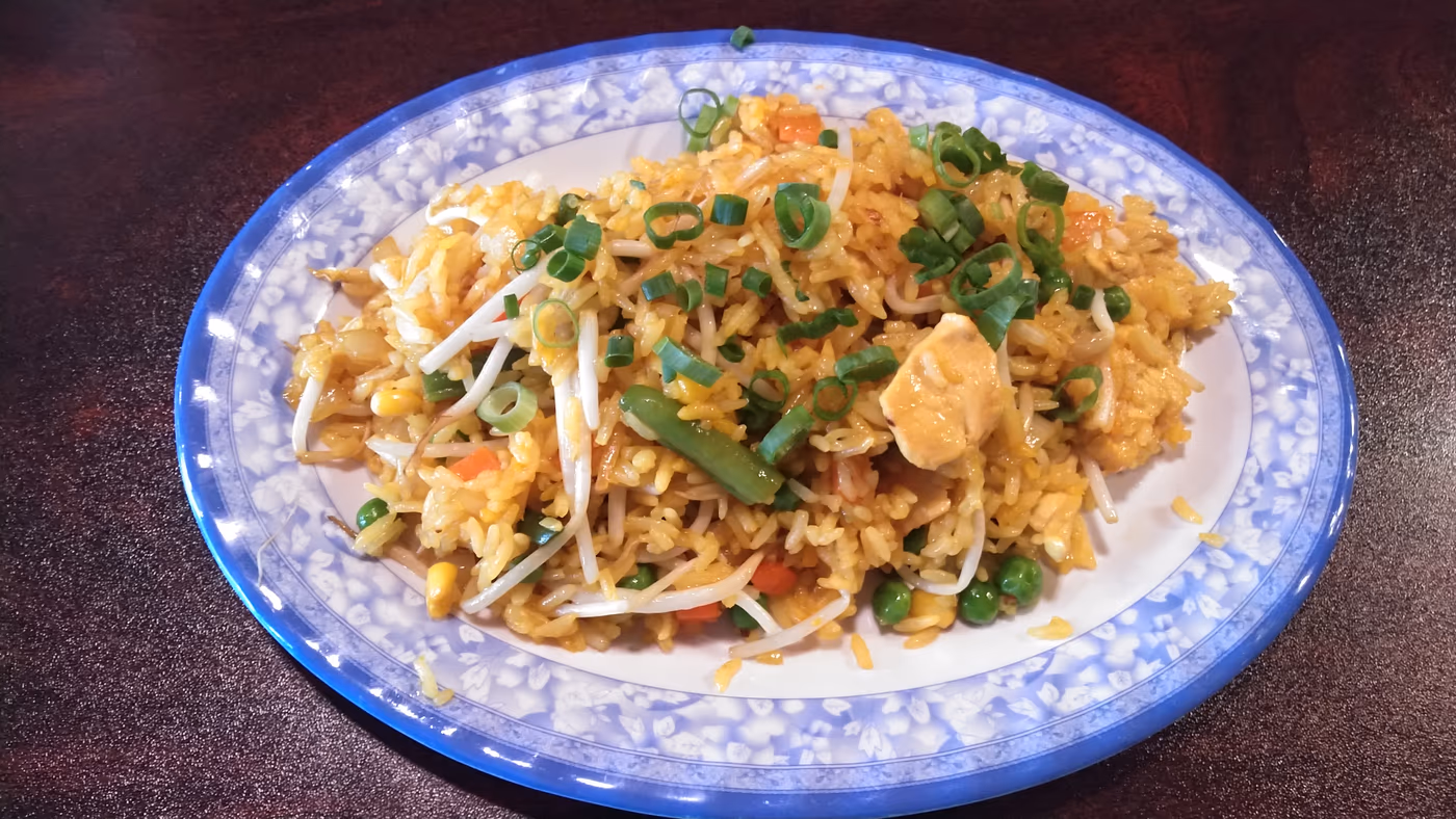 Phnom Penh Restaurant | Cambodian photo 4