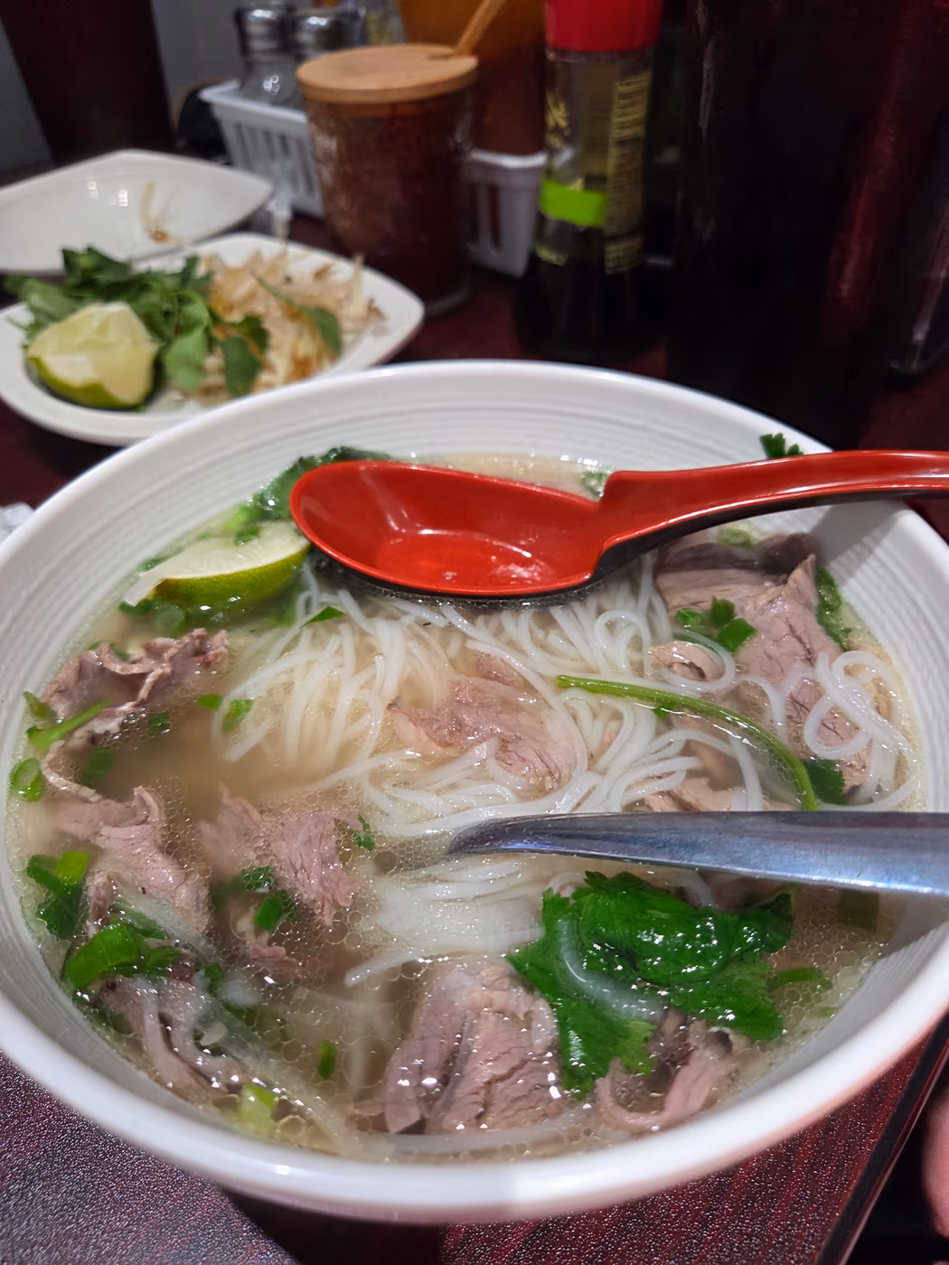 PHO LE Vietnamese restaurant photo 4