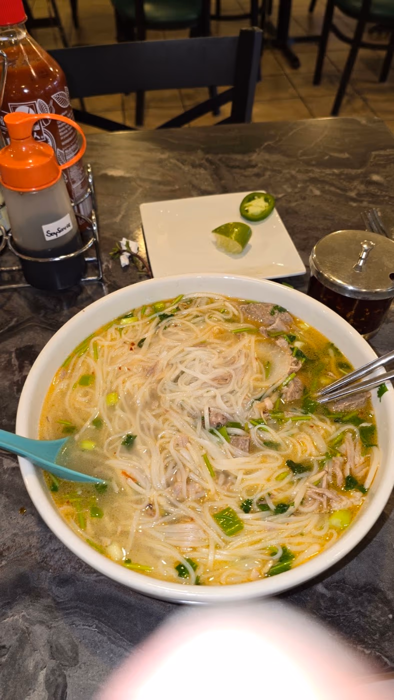 Pho N' Rolls photo 4